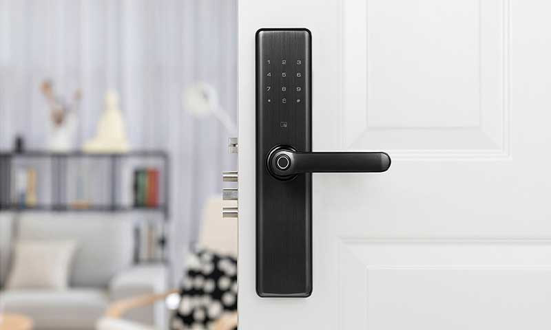 Why do lithium batteries have an advantage in smart home appliances?